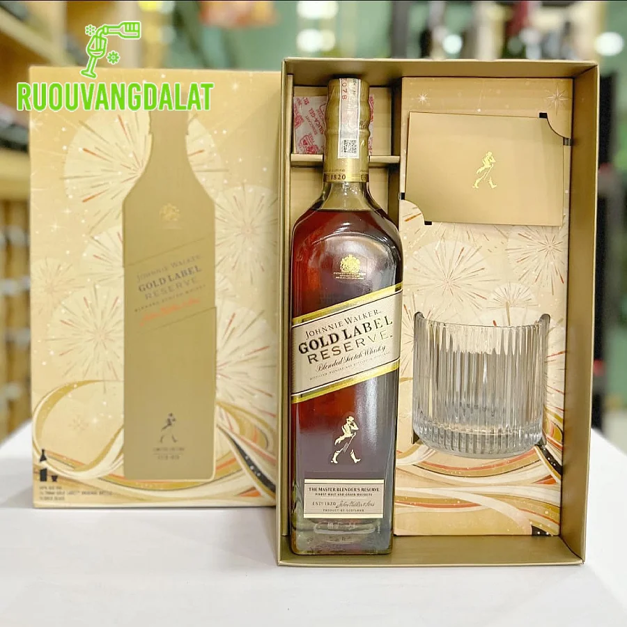 Đôi nét về di sản của rượu John Vàng Hộp Quà
